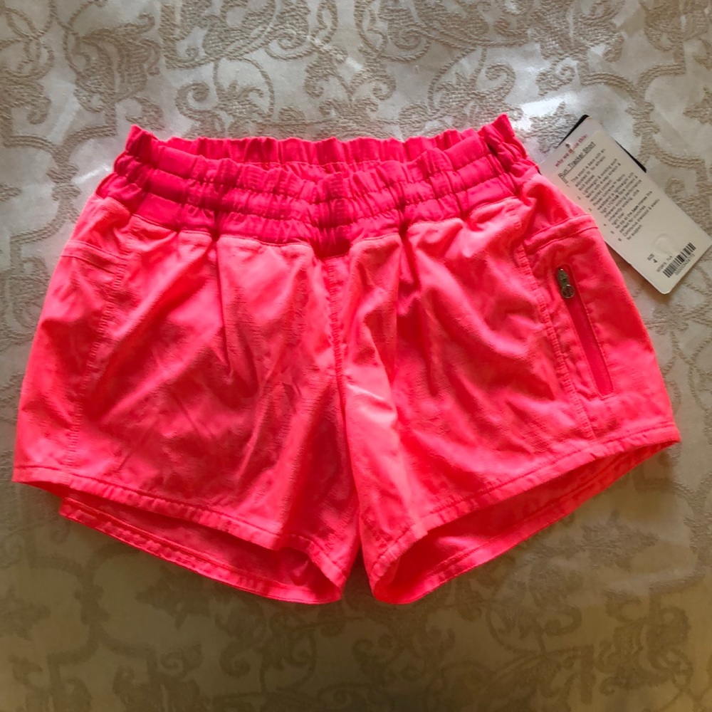 Lululemon Tracker Short II 4